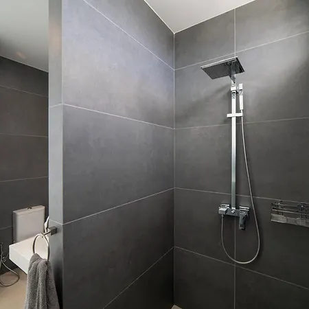 Vila Lanz A Lot, Modern 3 Bed With Private Pool *