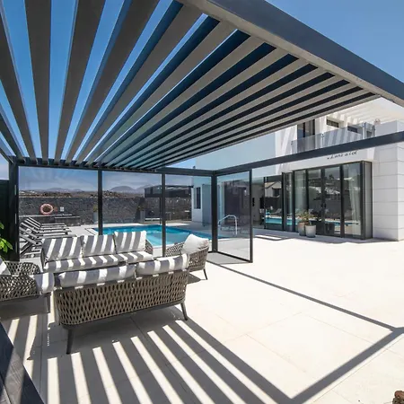 Lanz A Lot, Modern 3 Bed With Private Pool Vila Puerto del Carmen (Lanzarote)