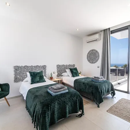 Lanz A Lot, Modern 3 Bed With Private Pool Vila Puerto del Carmen (Lanzarote)