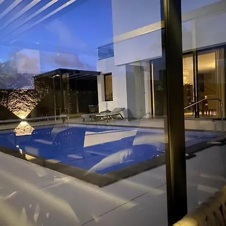 Vila Lanz A Lot, Modern 3 Bed With Private Pool Puerto del Carmen (Lanzarote)